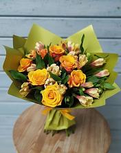 Букет цветов из:  Альстромерии и Розы в Варениковском