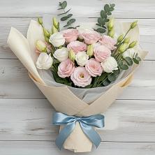 Букет цветов из:  Лизиантусы в Варениковском