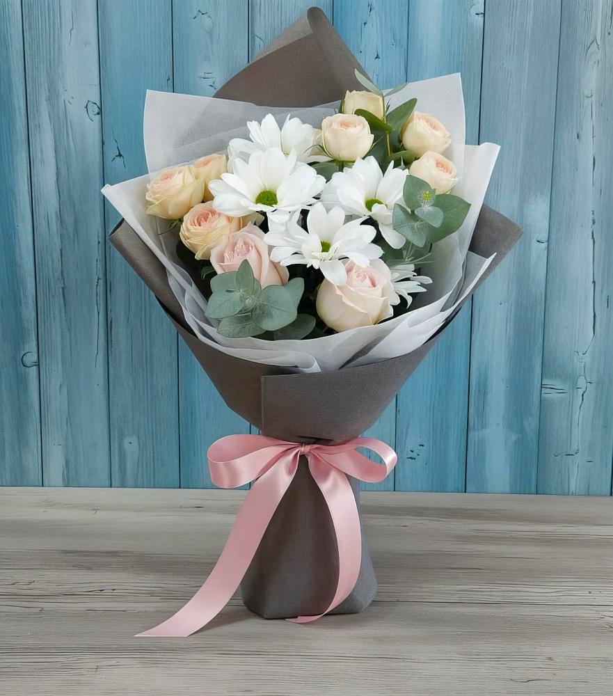 Букет цветов из: Хризантемы и Розы в Варениковском