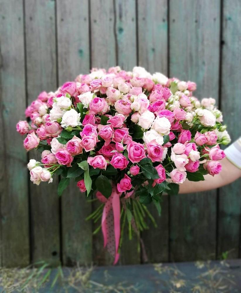 Букет Розовые кустовые розы Натали и Лав Лидия в Варениковском