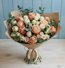 Букет цветов из:  Альстромерии и Розы в Варениковском